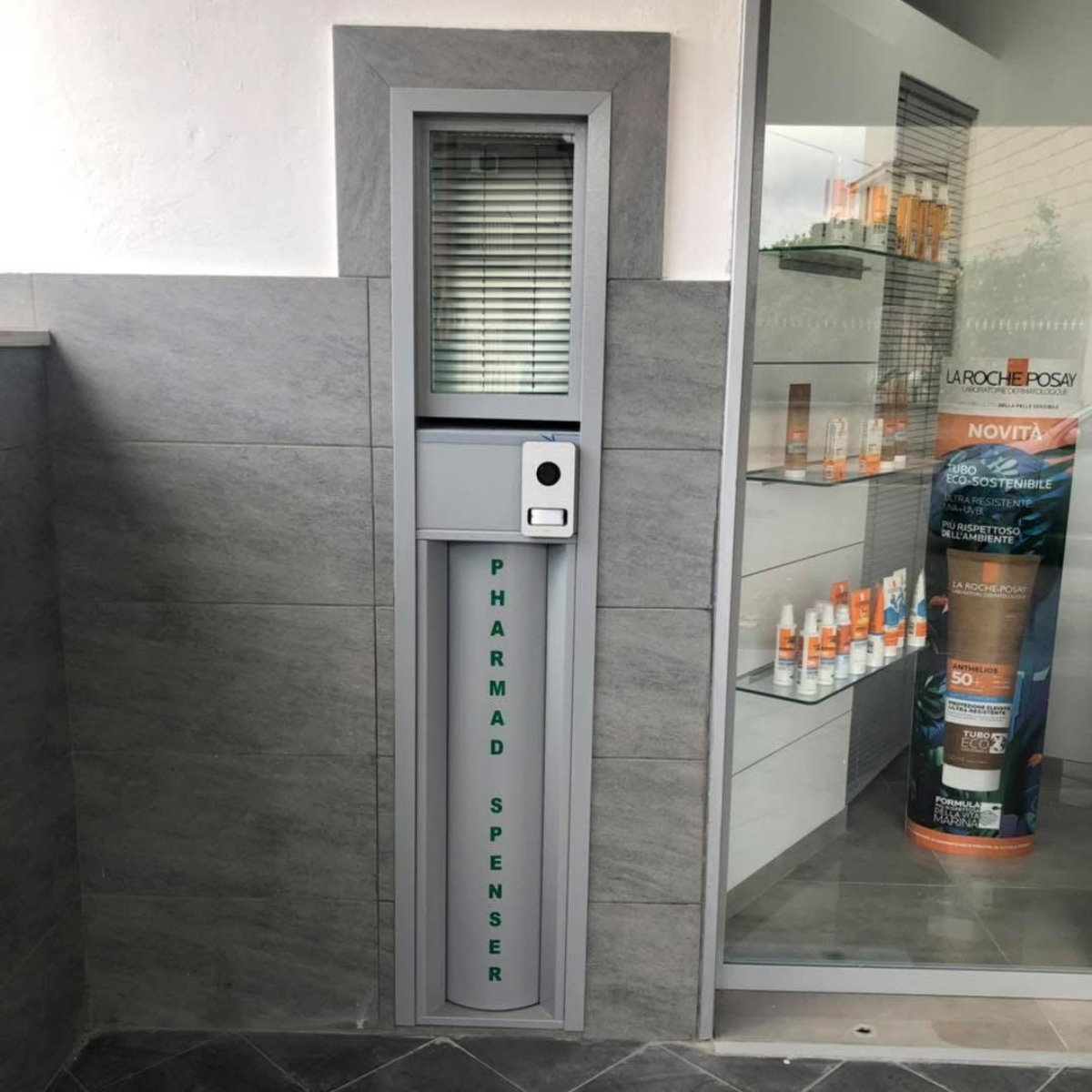 Arredo Farmacie Passabombole Passafarmaci Napoli